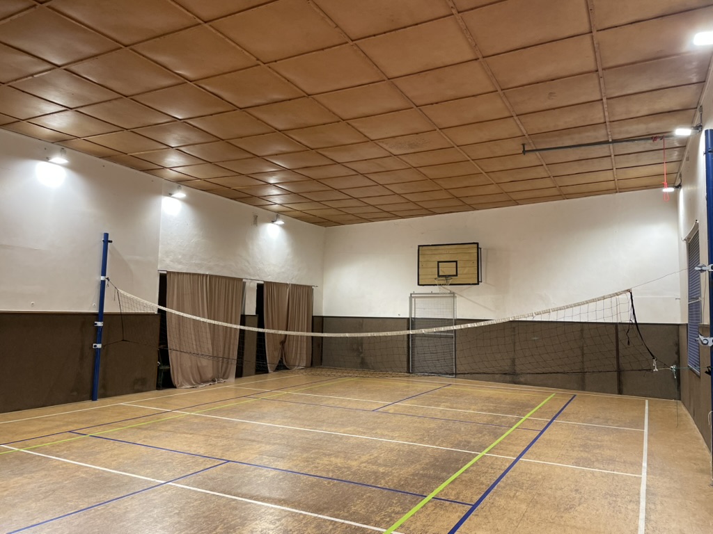 Tělocvična Jezbiny